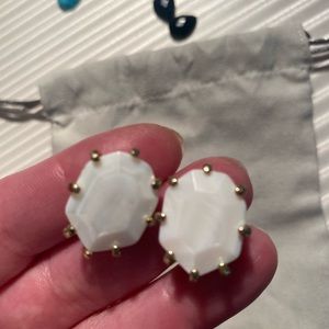 Kendra Scott White MOP Authentic Morgan Earrings EUC